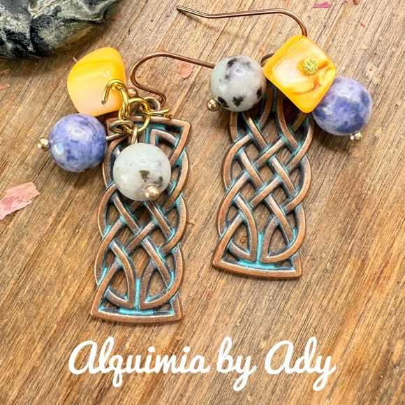 Statement multi stone earrings - Picture 1 of 1